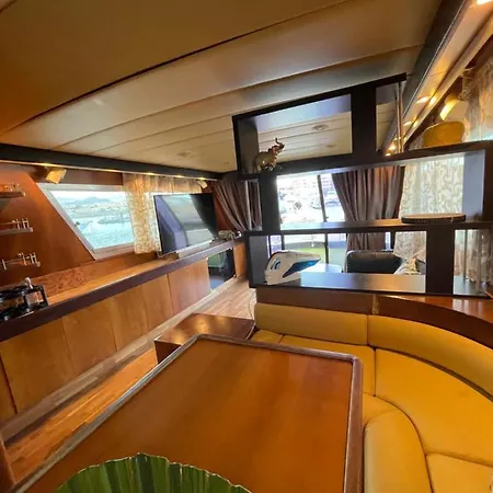 Wonderful Yatch To Rent At Tenerif South *