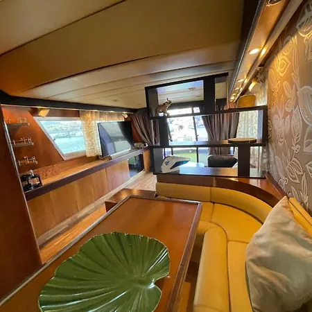 Wonderful Yatch To Rent At Tenerif South *